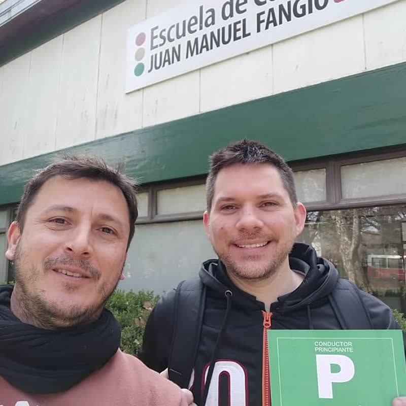 Alumno exitoso de Autoescuela Villa Real